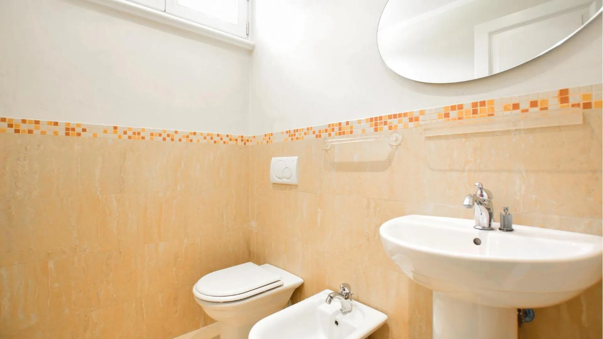 3 Bedroom Nice Home In Camaiore